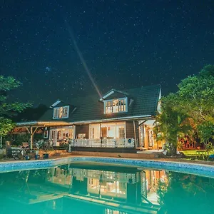 Fare Haurevaiti Moorea Séjour chez l'habitant Paopao